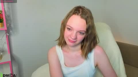 Snapshot of lindaa_bell chatting on February 2026 01:34:02 AM My real name is Olivia online show from February 2026 01:34:02 AM