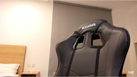 lindamei online show from February 2025 12:37:01 PM