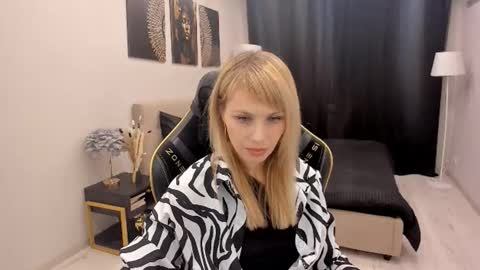 lindasandy online show from November 2025 10:37:02 AM