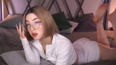 your Linda is back online show from February 2025 08:09:02 AM