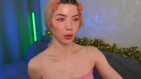 Linda online show from May 2026 04:07:01 AM