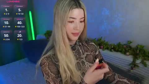 Snapshot of lindathackerr chatting on August 2026 04:25:01 AM Linda online show from August 2026 04:25:01 AM