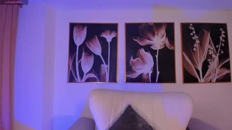 Lin  online show from February 2025 12:05:02 PM