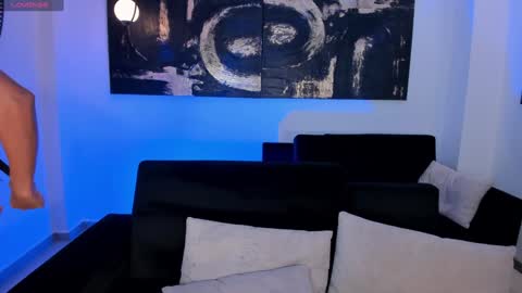 Lin  online show from February 2025 08:03:01 PM