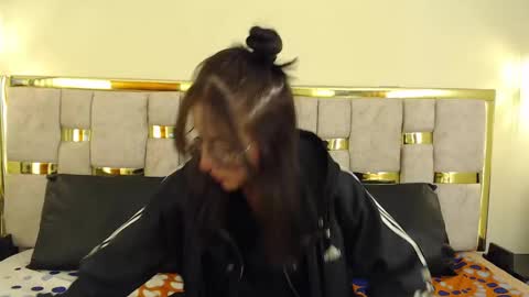 Snapshot of ling_ling24 chatting on March 2025 03:16:01 AM ling ling24 online show from March 2025 03:16:01 AM