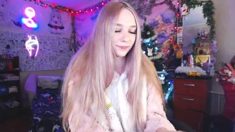 Lin online show from January 2025 10:19:01 PM