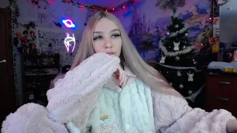 Lin online show from January 2025 09:18:02 PM