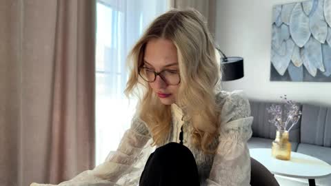 Emma online show from April 2026 11:58:01 AM