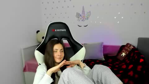 Tina online show from January 2026 05:49:02 PM