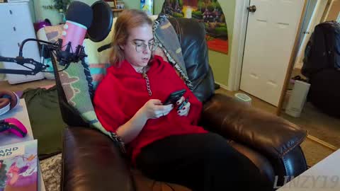 Snapshot of linzy19 chatting on March 2025 04:57:01 PM Linzy19 online show from March 2025 04:57:01 PM