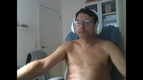 Snapshot of liongr69 chatting on October 2025 10:38:01 AM liongr69 online show from October 2025 10:38:01 AM