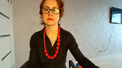 Liora Weiss online show from April 2026 08:39:03 AM