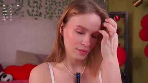 Snapshot of lipswithsweetonthem chatting on February 2026 01:37:02 AM Lina online show from February 2026 01:37:02 AM