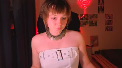 lini online show from September 2025 07:52:02 PM