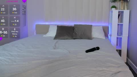 Snapshot of lira_revery chatting on April 2026 11:05:02 PM Lira revery online show from April 2026 11:05:02 PM