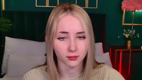 lirakink online show from November 2025 03:18:02 AM