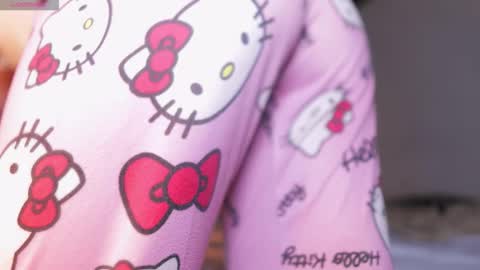 Snapshot of liria_velvet chatting on October 2025 07:37:01 PM Liria OF  online show from October 2025 07:37:01 PM