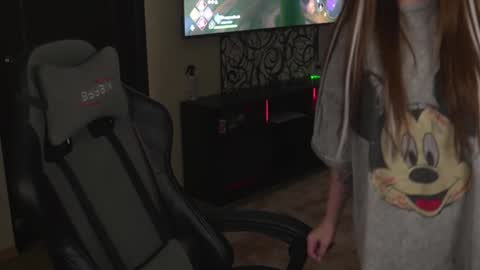 Snapshot of lis_silver chatting on November 2025 06:08:01 PM Lisa online show from November 2025 06:08:01 PM