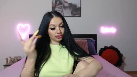 Lisa online show from February 2025 09:14:01 PM