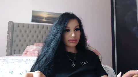 Lisa online show from December 2025 08:35:01 PM