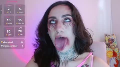 Snapshot of lisa_avila_ chatting on October 2025 09:33:01 PM Lisa online show from October 2025 09:33:01 PM