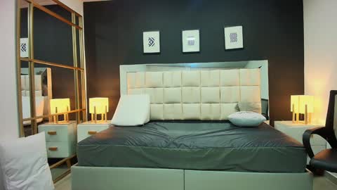 Lisa online show from January 2025 10:59:01 PM