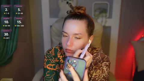 lisa_elfy online show from November 2025 02:39:01 PM