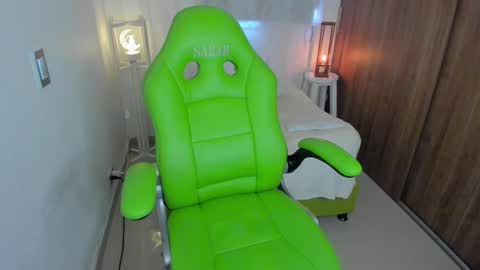 Snapshot of lisa_gerrard_ chatting on March 2025 05:54:01 PM Lisa  online show from March 2025 05:54:01 PM