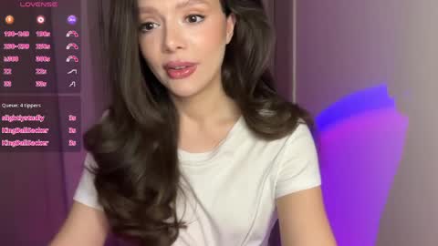 Snapshot of lisa_graham chatting on April 2026 04:13:02 AM lisa_graham online show from April 2026 04:13:02 AM