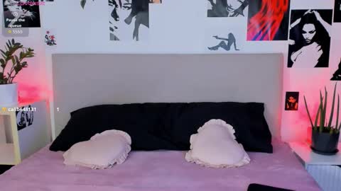 Snapshot of lisa_moons chatting on October 2025 06:30:02 PM lisa_moons online show from October 2025 06:30:02 PM