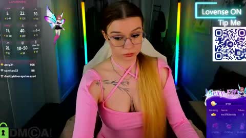 Snapshot of lisa_rabbit chatting on June 2026 01:28:02 AM lisa_rabbit online show from June 2026 01:28:02 AM
