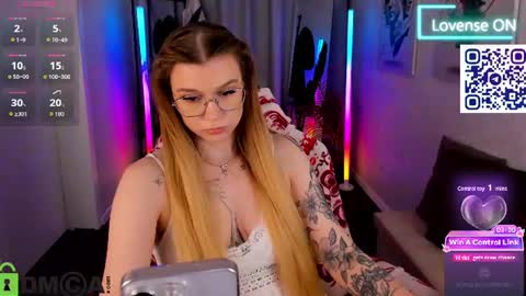 Snapshot of lisa_rabbit chatting on June 2026 02:24:02 AM lisa_rabbit online show from June 2026 02:24:02 AM