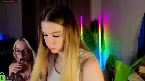 Snapshot of lisa_rabbit chatting on June 2026 01:08:02 AM lisa_rabbit online show from June 2026 01:08:02 AM