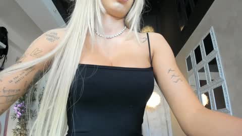 Snapshot of lisaakira chatting on March 2025 06:59:02 AM onlyfans-lisaakira instagram-lisaakira9 twitter-lisaakira4 online show from March 2025 06:59:02 AM