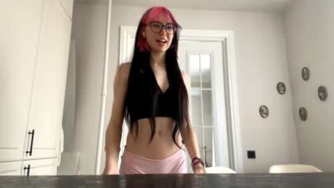 Aileen online show from April 2026 08:06:01 AM