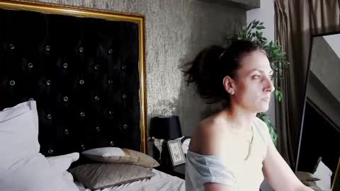 Snapshot of lisacroft chatting on March 2025 11:26:01 PM lisacroft online show from March 2025 11:26:01 PM