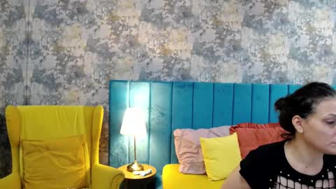 Snapshot of lisacroft chatting on October 2025 10:03:02 AM lisacroft online show from October 2025 10:03:02 AM