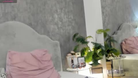 lisacroft online show from March 2026 06:51:01 AM