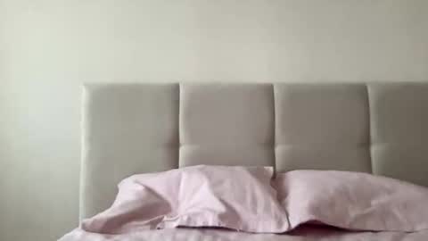 Lisa online show from April 2026 02:03:02 PM