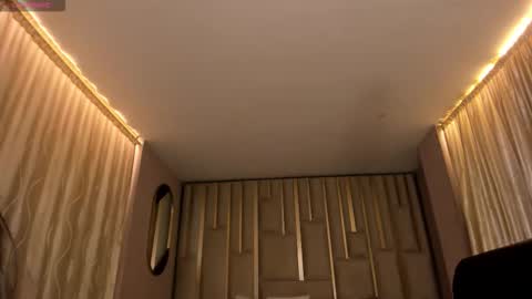 Lisa  Flowers online show from February 2026 11:09:01 AM