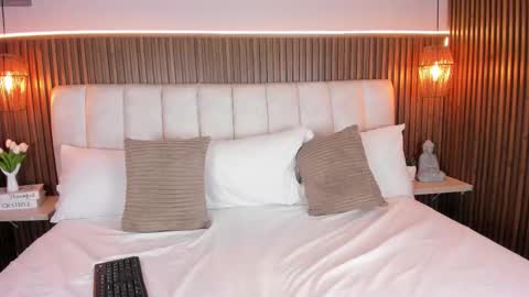 lisa online show from March 2026 12:12:02 PM