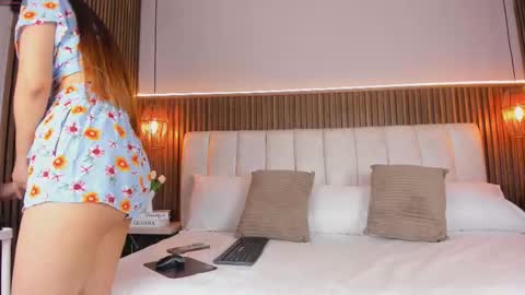 lisa online show from March 2026 12:08:01 PM