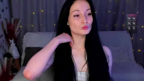 Snapshot of lisamooore chatting on March 2025 03:56:01 PM Lisa Moore online show from March 2025 03:56:01 PM