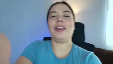 Lisbet online show from March 2025 02:40:01 PM