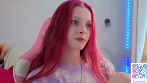Snapshot of lisiasweet chatting on June 2026 02:07:02 PM Lika online show from June 2026 02:07:02 PM