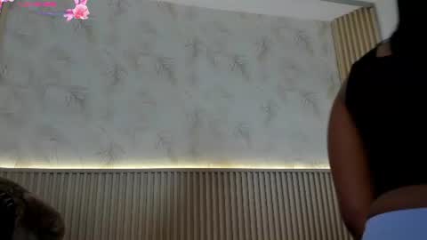 Snapshot of liss_reyes chatting on July 2026 02:41:02 PM Liss online show from July 2026 02:41:02 PM