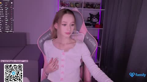 Snapshot of lissa__fox chatting on April 2026 12:06:02 PM lissa online show from April 2026 12:06:02 PM