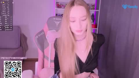 Snapshot of lissa__fox chatting on April 2026 12:29:02 PM lissa online show from April 2026 12:29:02 PM