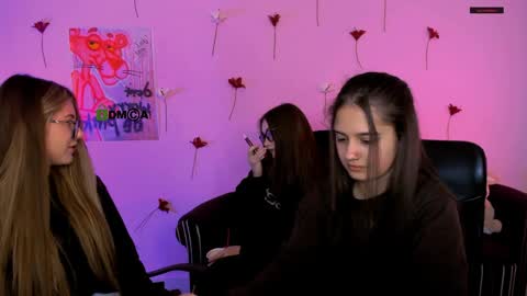 Snapshot of lissa_night chatting on April 2026 07:03:02 PM lissa_night online show from April 2026 07:03:02 PM