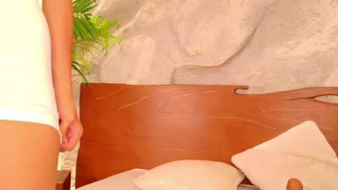 Isaa  online show from June 2026 08:42:01 AM